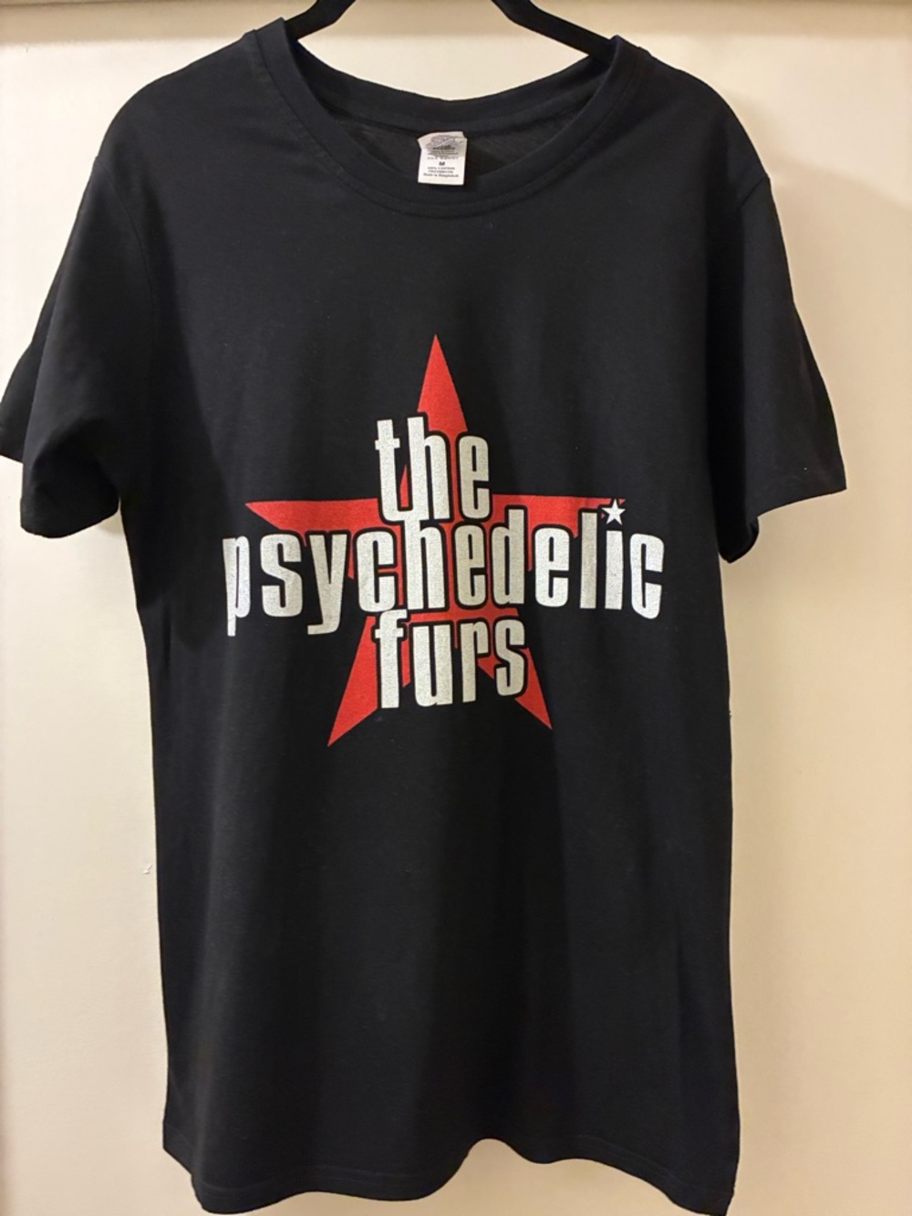 The Psychedelic Furs 
Gildan Black Tee with Red Star & White Logo
